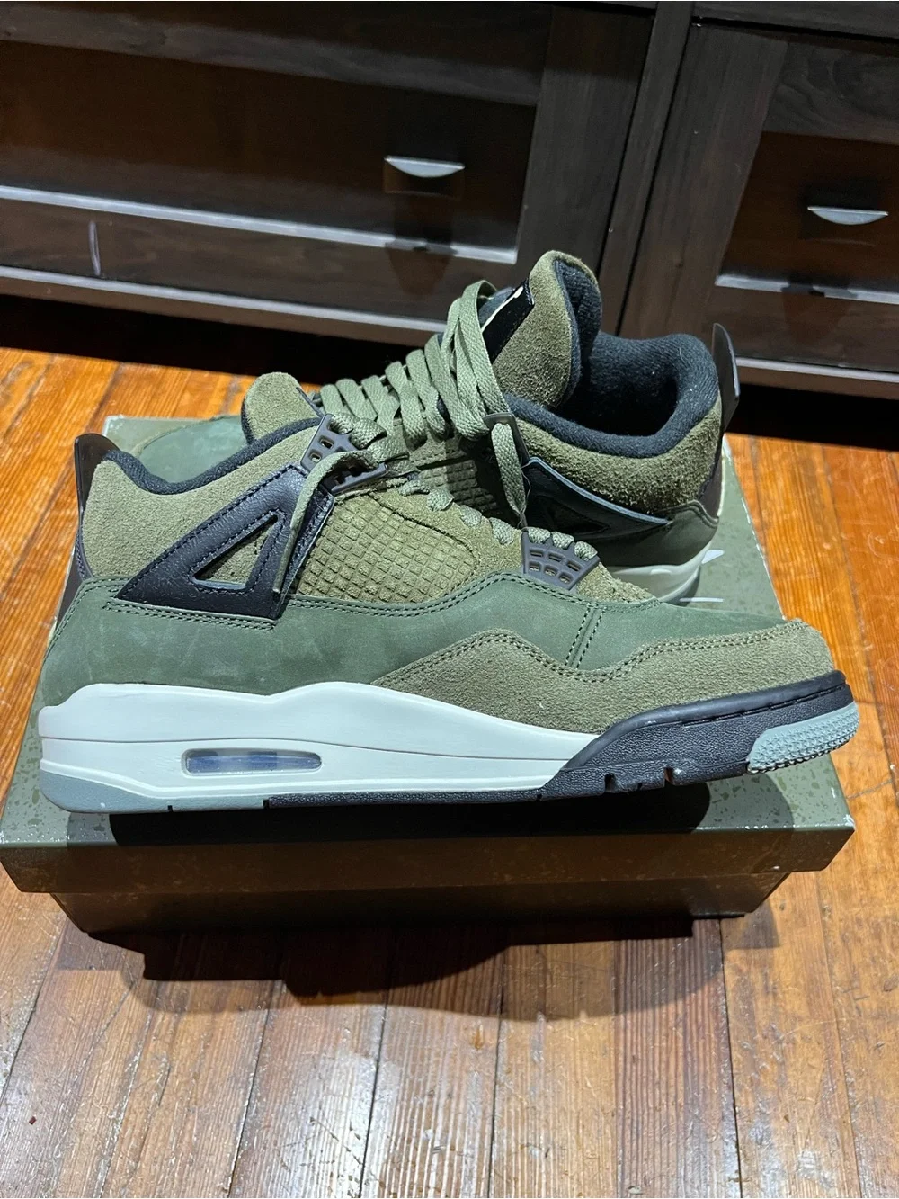 Jordan stylish sneakers